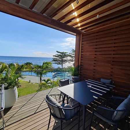 Ocean Point Beach Front Apartment ポワント・オー・ピマン エクステリア 写真