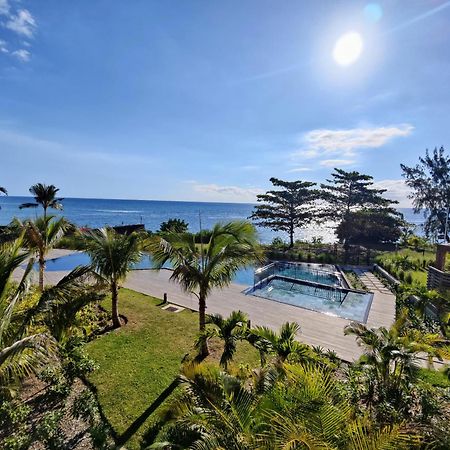 Ocean Point Beach Front Apartment ポワント・オー・ピマン エクステリア 写真