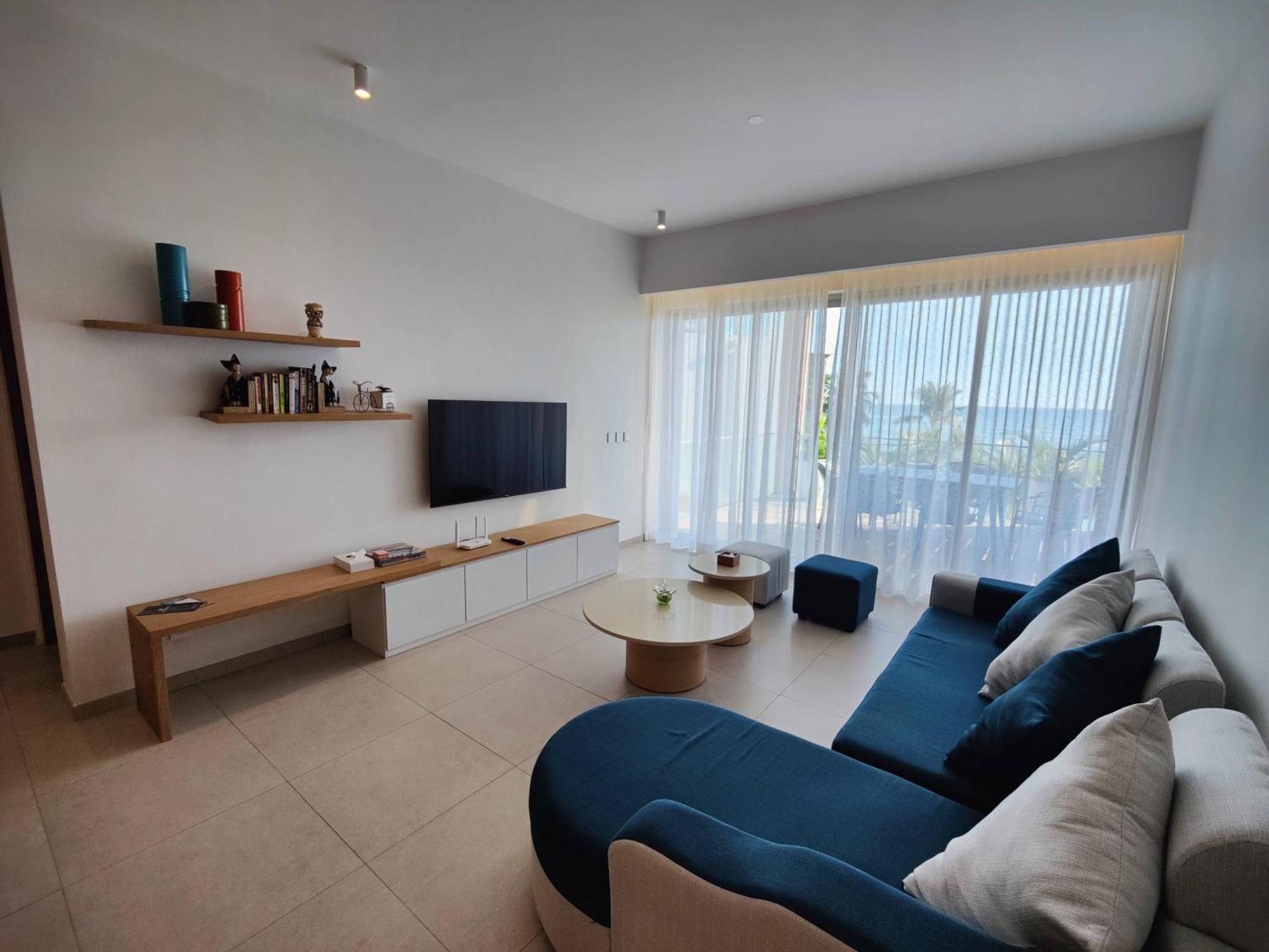 Ocean Point Beach Front Apartment ポワント・オー・ピマン エクステリア 写真